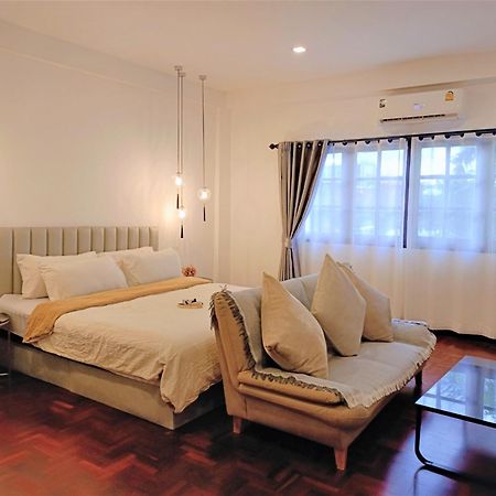 Serena Hostel Nimman9 Chiangmai شيانغ ماي المظهر الخارجي الصورة